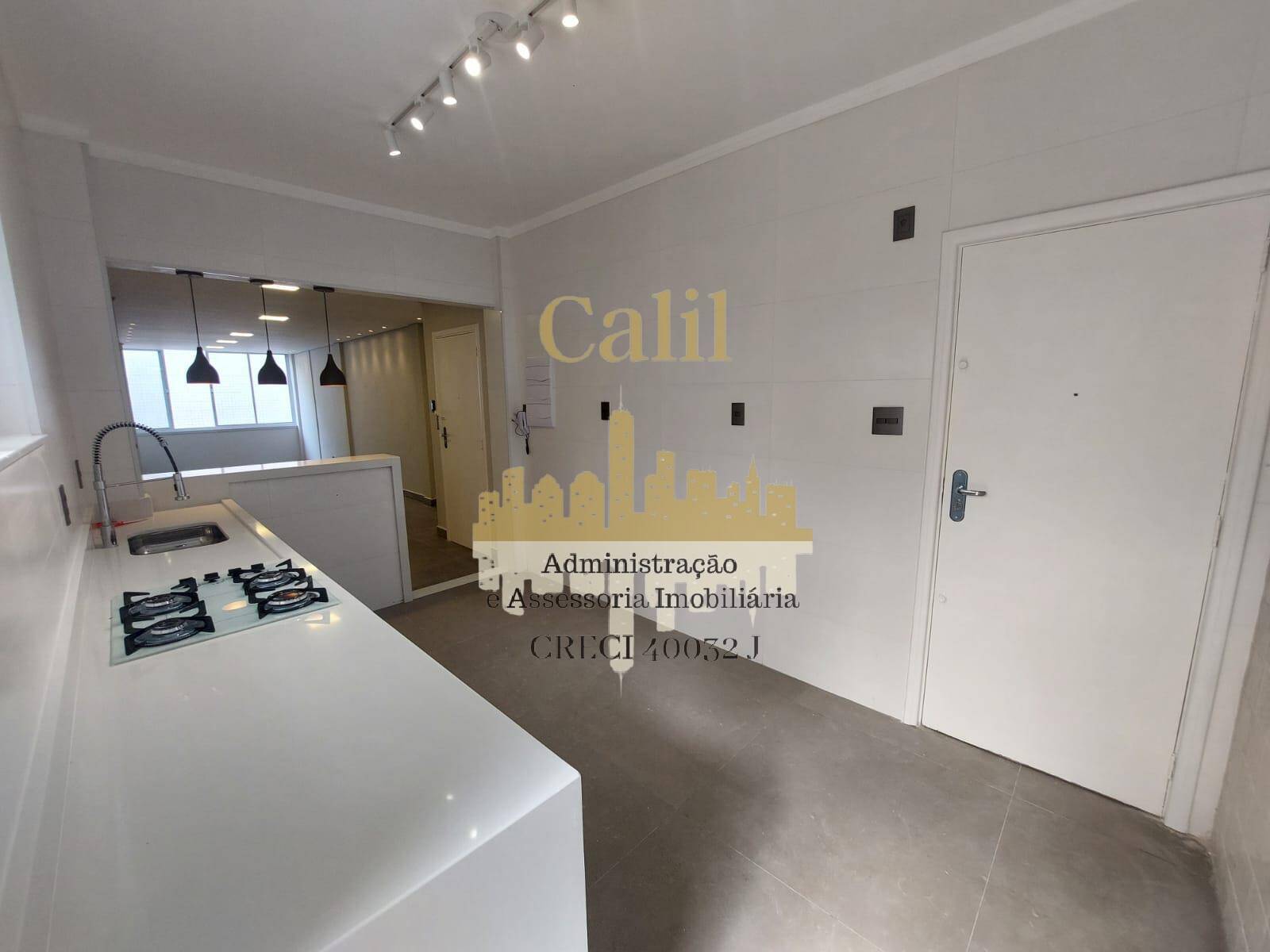 Apartamento à venda com 2 quartos, 85m² - Foto 1