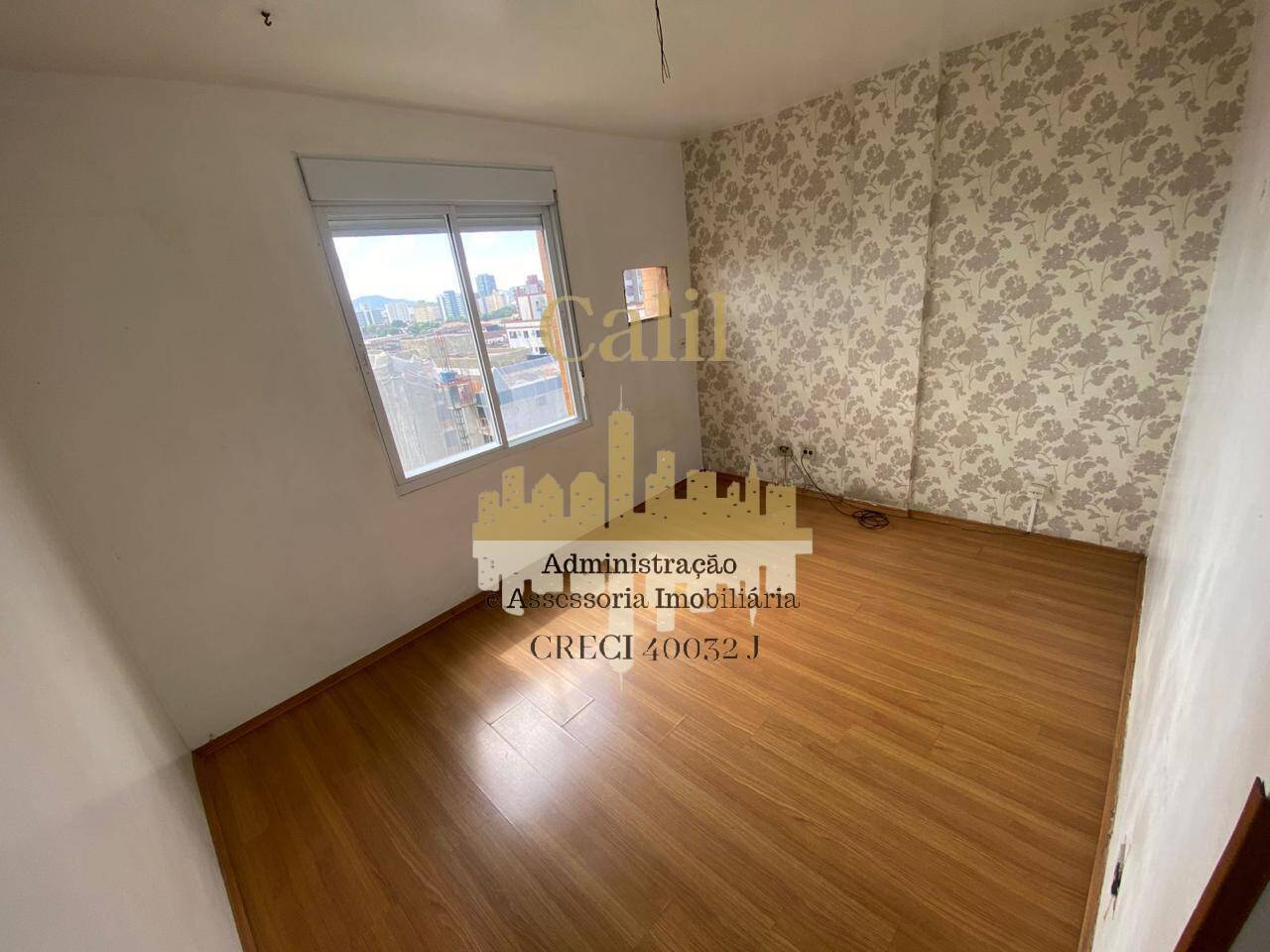 Apartamento à venda com 3 quartos, 107m² - Foto 2